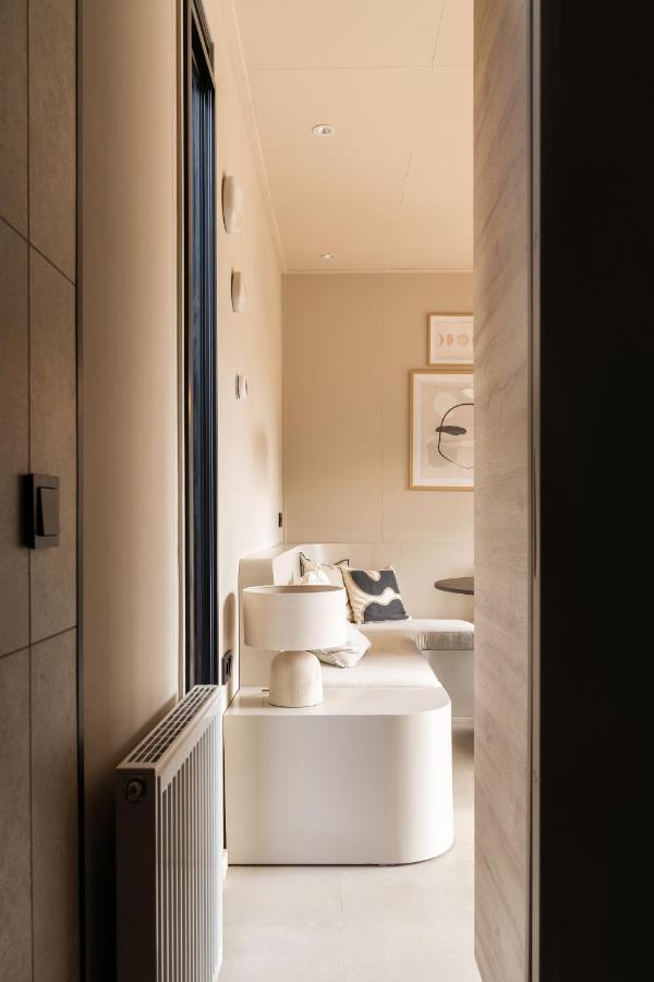 Luxe Tiny House Stec Midden Op De Veluwe In Nunspeet Villa Luaran gambar