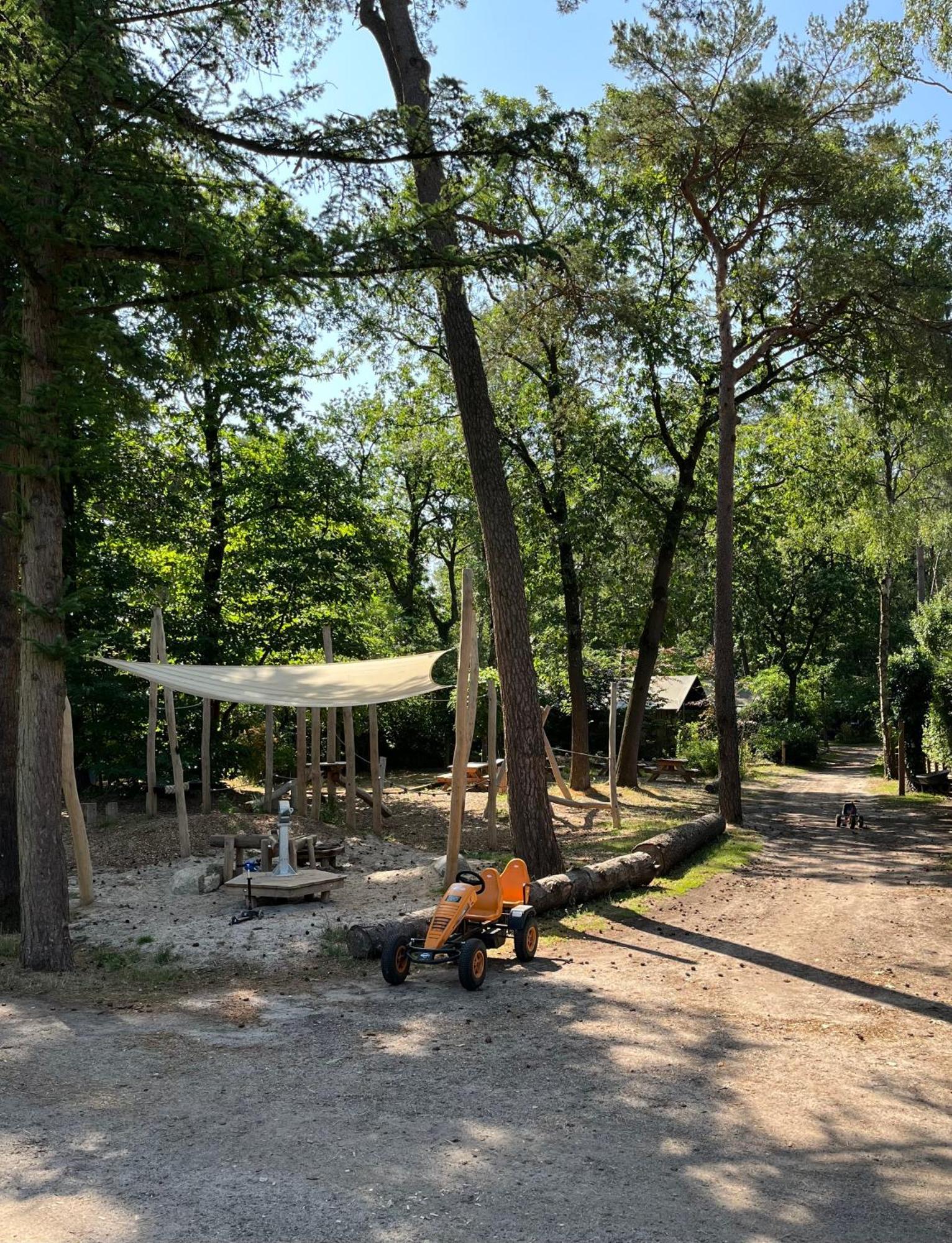 Luxe Tiny House Stec Midden Op De Veluwe In Nunspeet Villa Luaran gambar